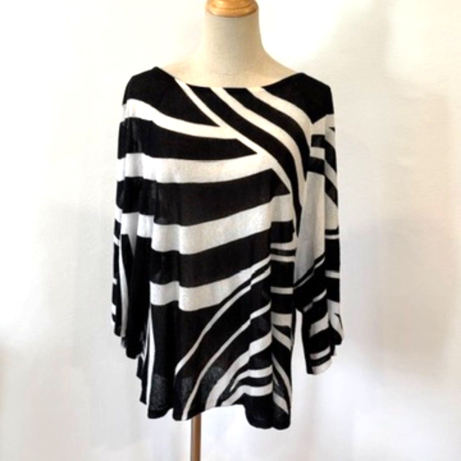 Chico's Black White Modern Print Knit Top Sweater Size 2/Large